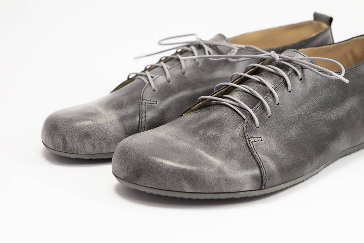 VINTAGE-GRAY-5live-1.jpg