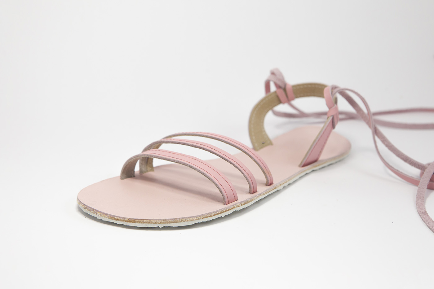 LILLY-PINKSTRAP2.jpg